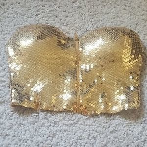 Golden crop with zip.